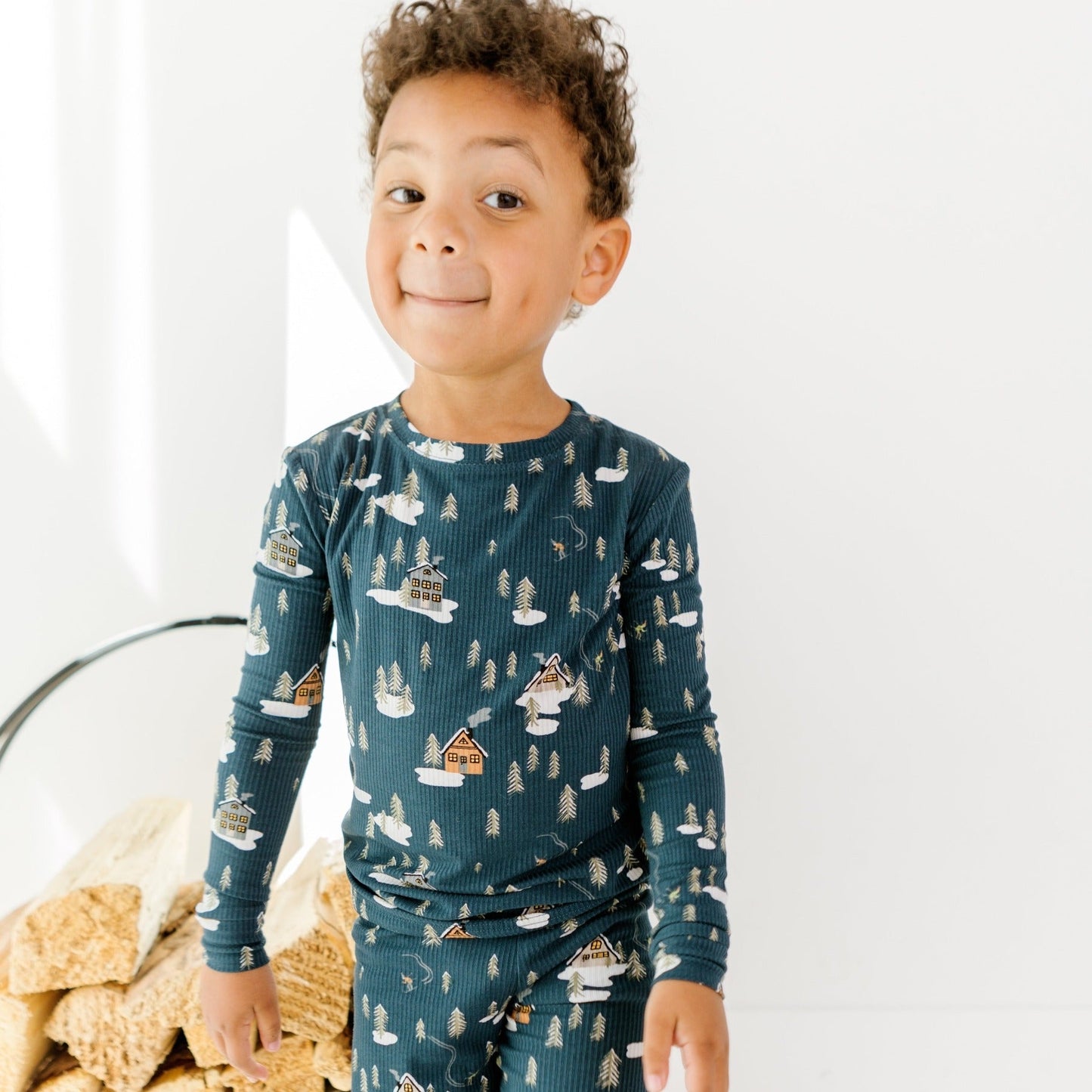 Ribbed Two-Piece Bamboo Pajama Set | Snowy Village