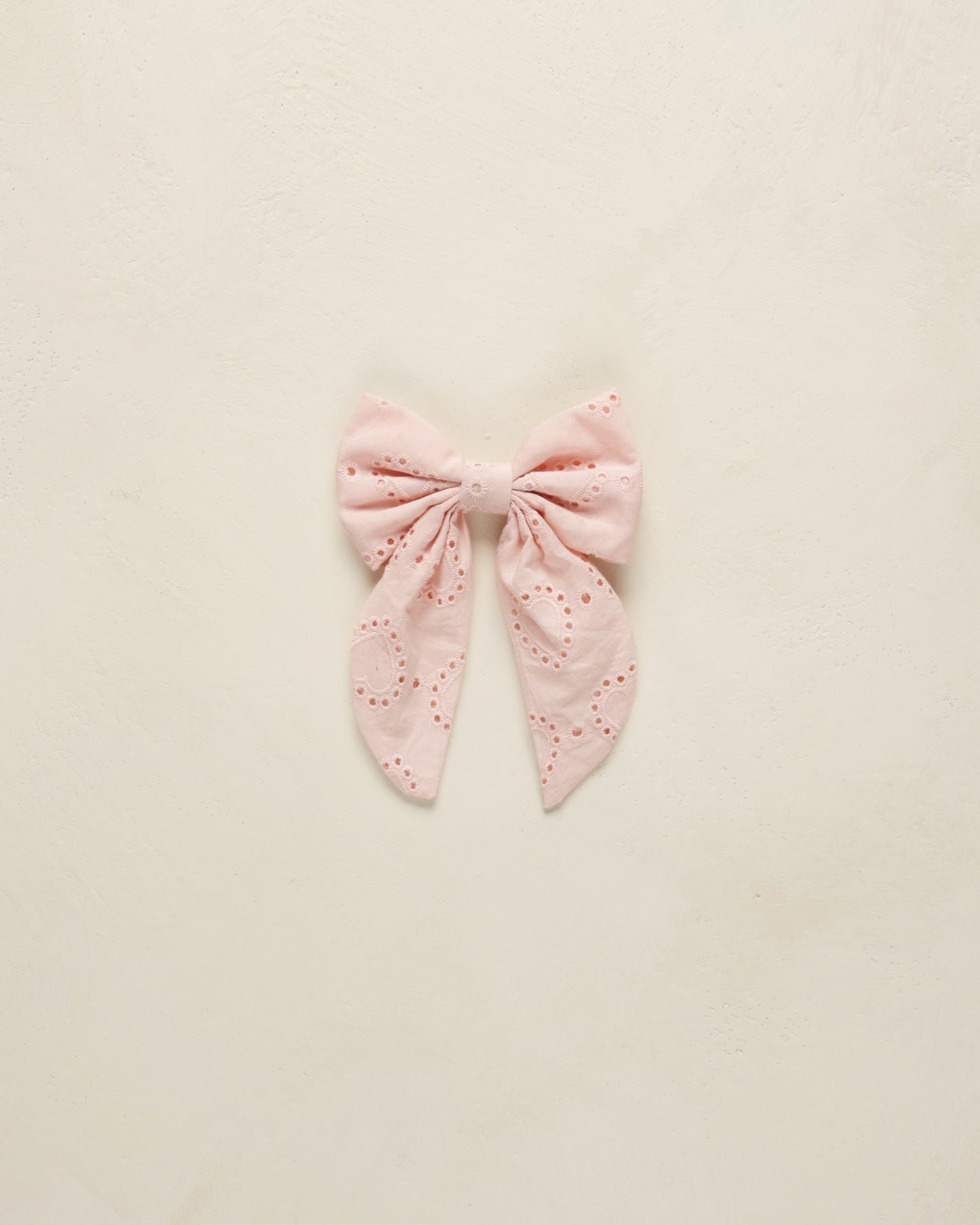 Everly Bow || Blush