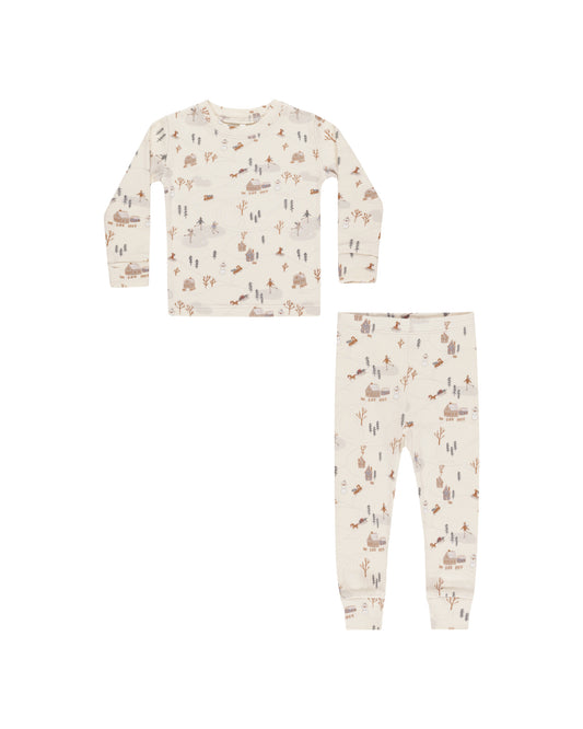 Organic Long Sleeve Pajama Set | Winter Town