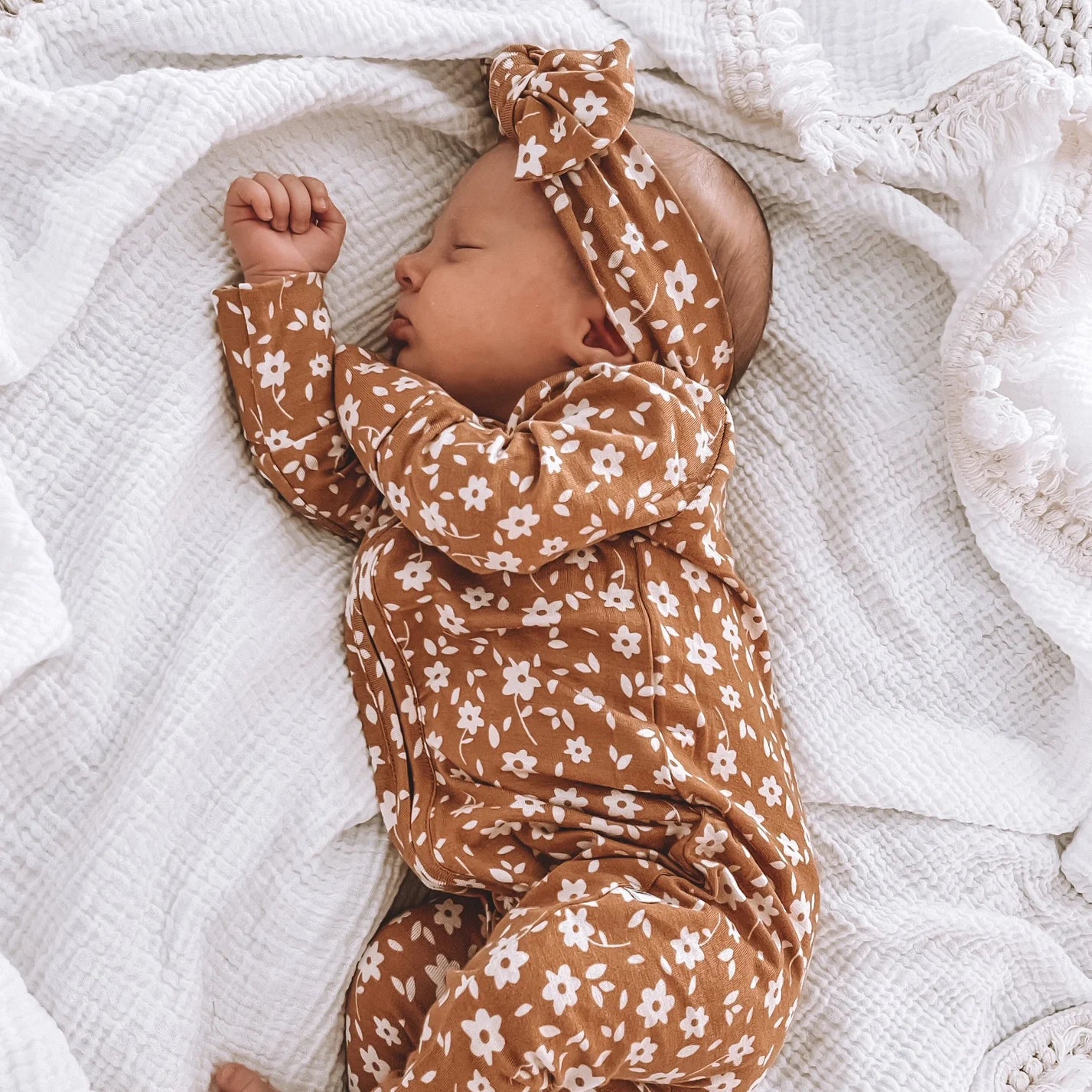 Bamboo Zip Sleeper w/ Fold-Over Feet | Camel Floral