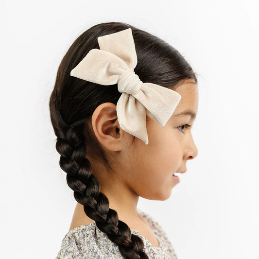 Latte Velvet Bow | Clip